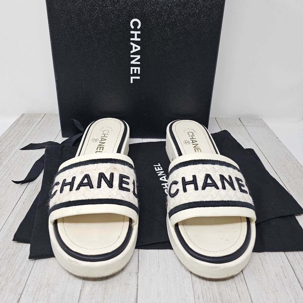 CHANEL Cream and Black Sandals with Iconic Logo